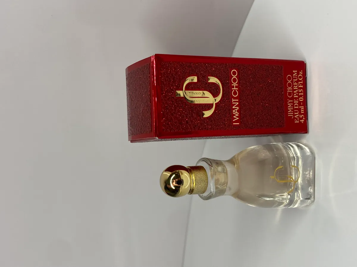 Jimmy Choo I Want Choo Eau de Parfum
Miniature 4.5ml