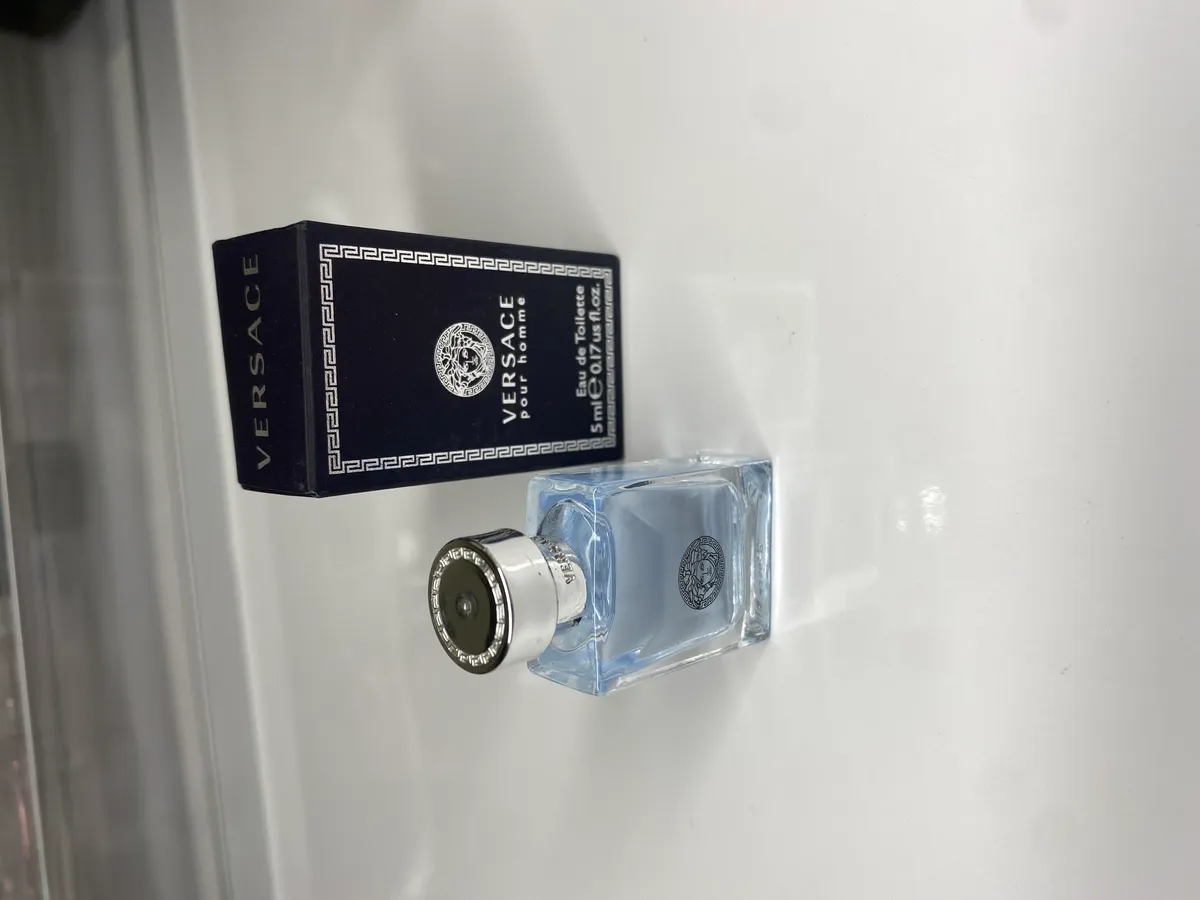 Versace Pour Homme Eau de Toilette Mini Perfume 5ml – Authentic Men’s Fragrance
