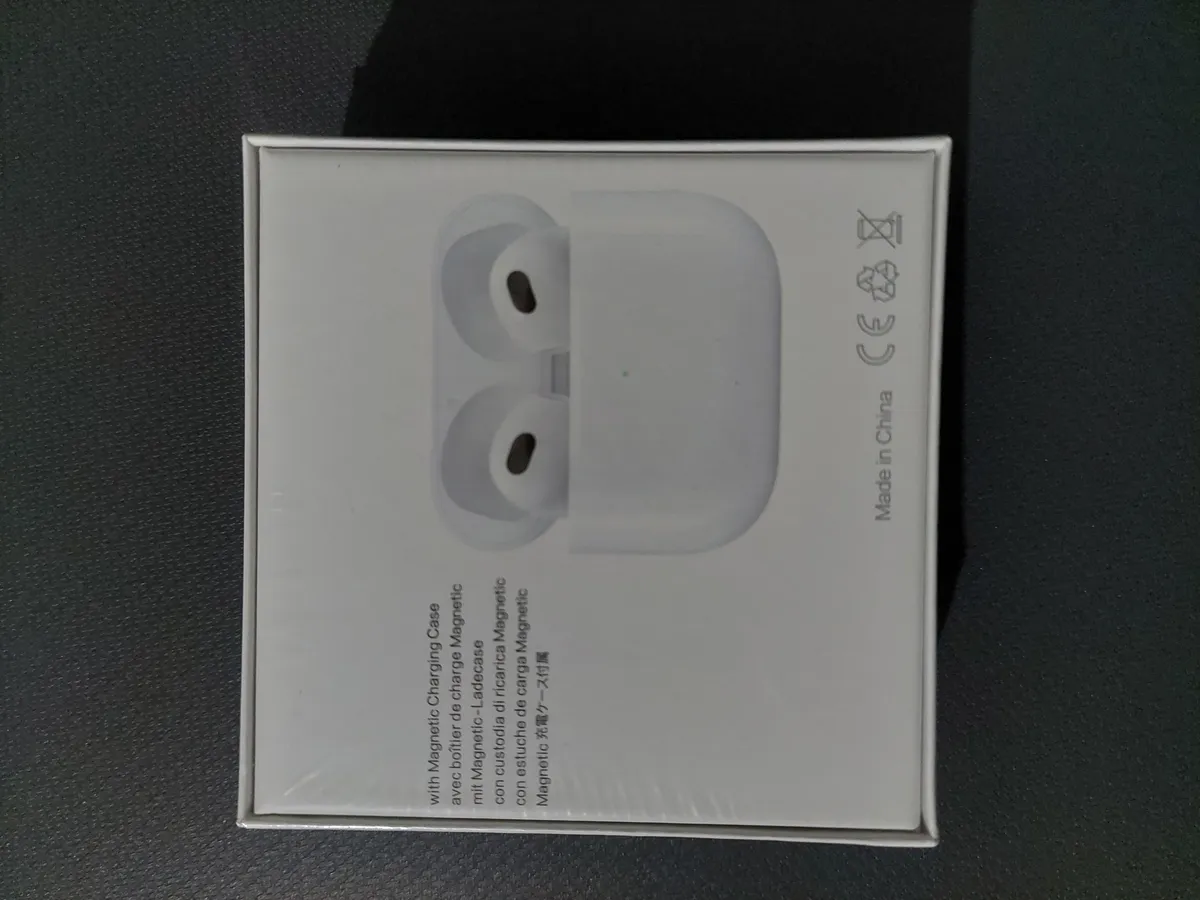 AIRPOD/APPLE 3RD GENERATION