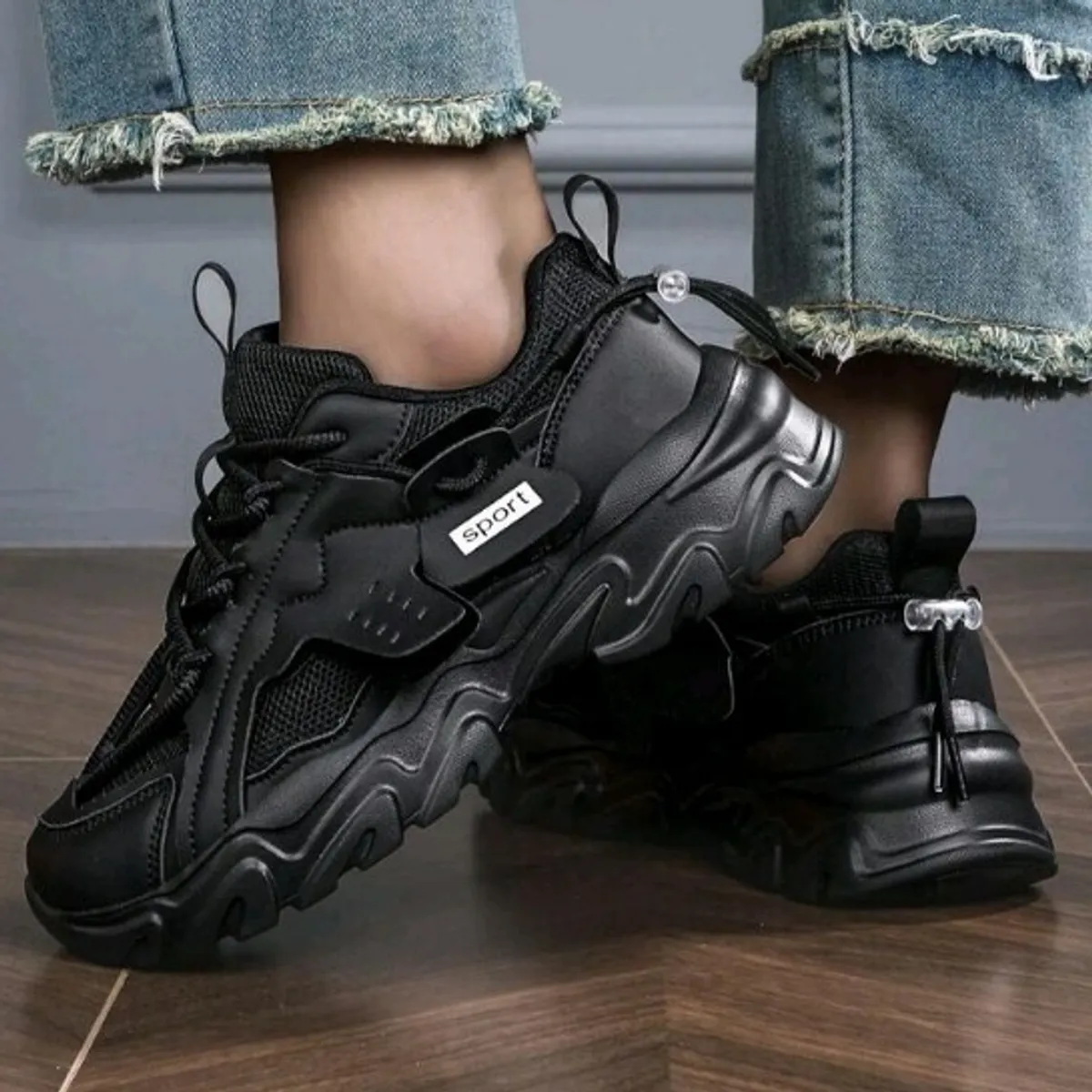 Women's Black Thick-Soled Chunky Sneakers-Size 11.5