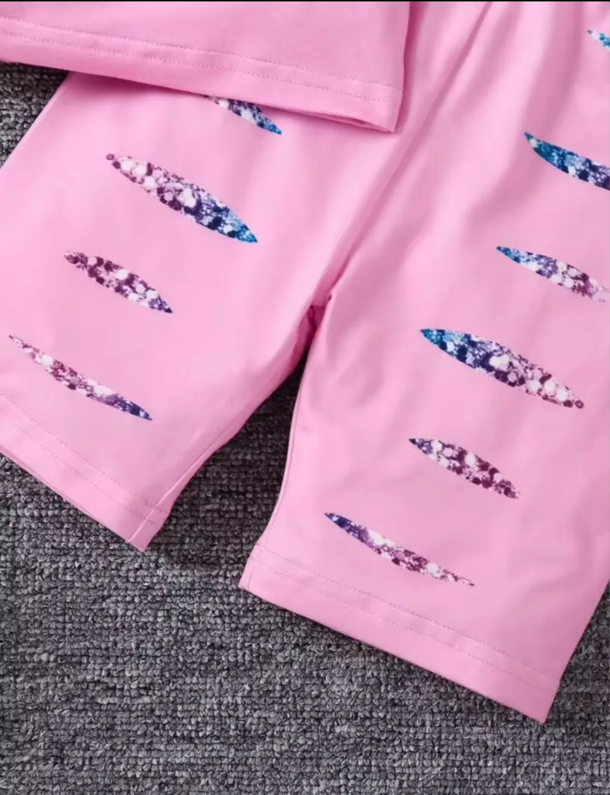 2pcs/Set Young Girl Crew Neck Short Sleeve Allover Print Shirt & Elastic Waist Casual Pants Set - Size 7Y
