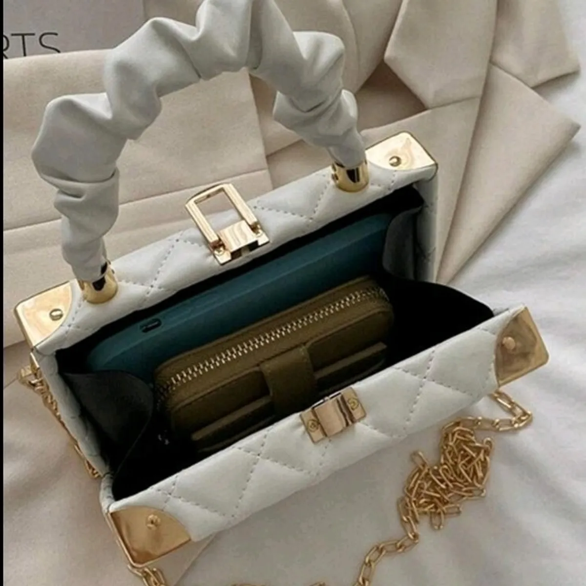 Women's White & Gold Quilted Shoulder Bag
