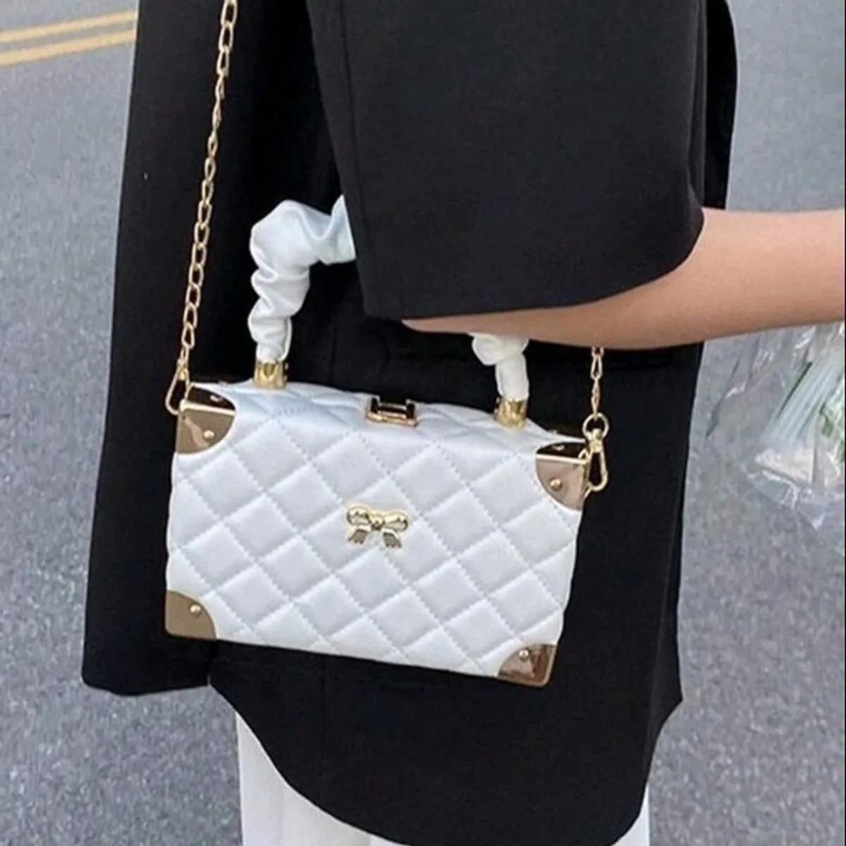 Women's White & Gold Quilted Shoulder Bag