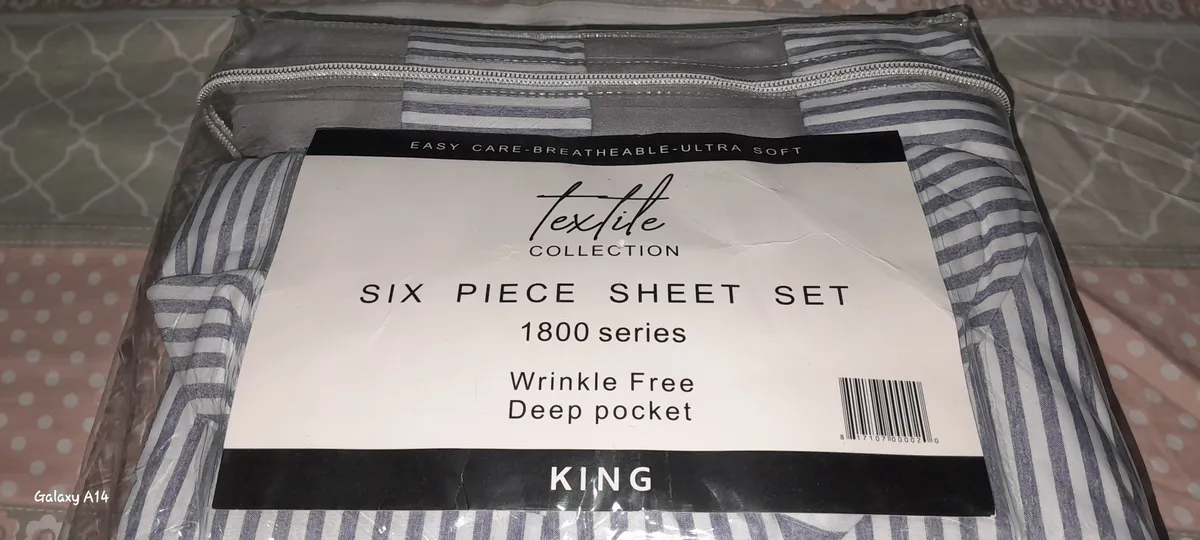 KING-size 6-piece sheet set from the Paris Textile Collection, featuring a wrinkle-free design with deep pockets., 6 PIECES SHEET SET