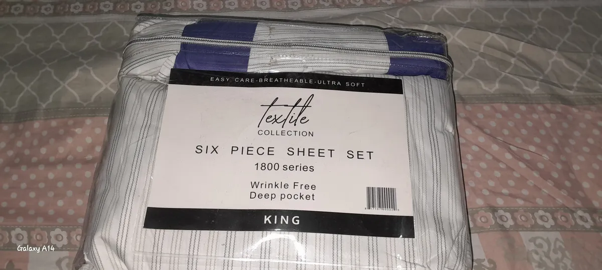 King-size 6-piece sheet set from the Paris Textile Collection, featuring a wrinkle-free design with deep pockets., KING SIZE