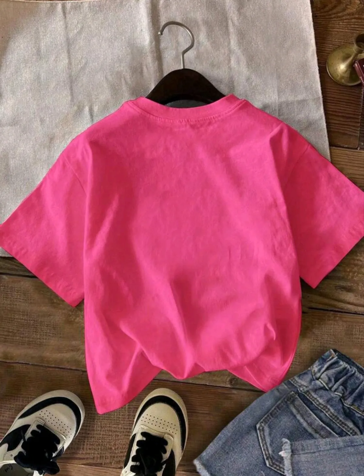 1PC  Distressed Bear Print Short Sleeve T-Shirt, Soft & Skin-Friendly Fabric, Casual Summer Style - Size S