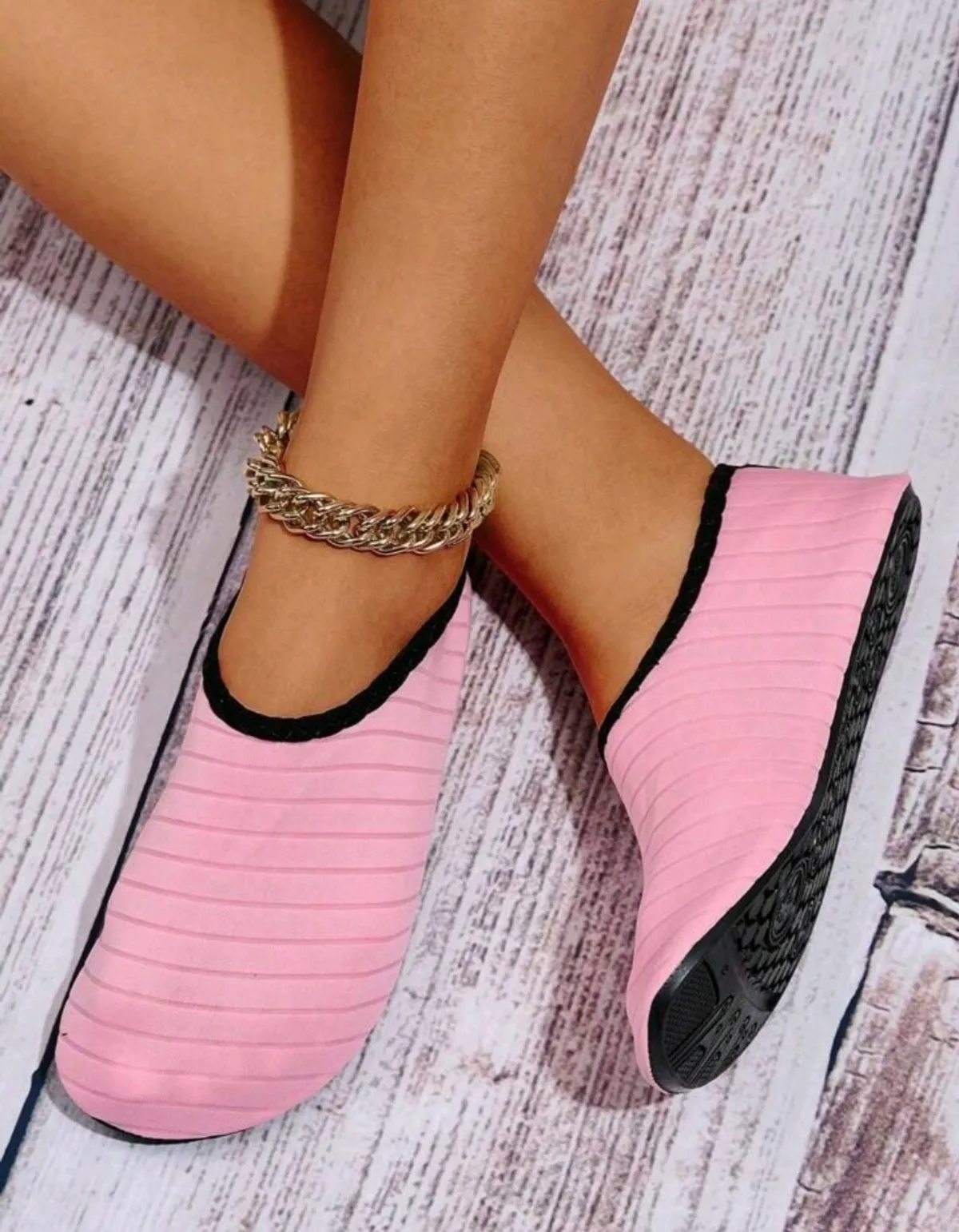 Summer New Women's Wading Shoes, Thickened Soft Bottom Non-Slip Beach Water Shoes, Solid Color Diving Shoes -Size 10