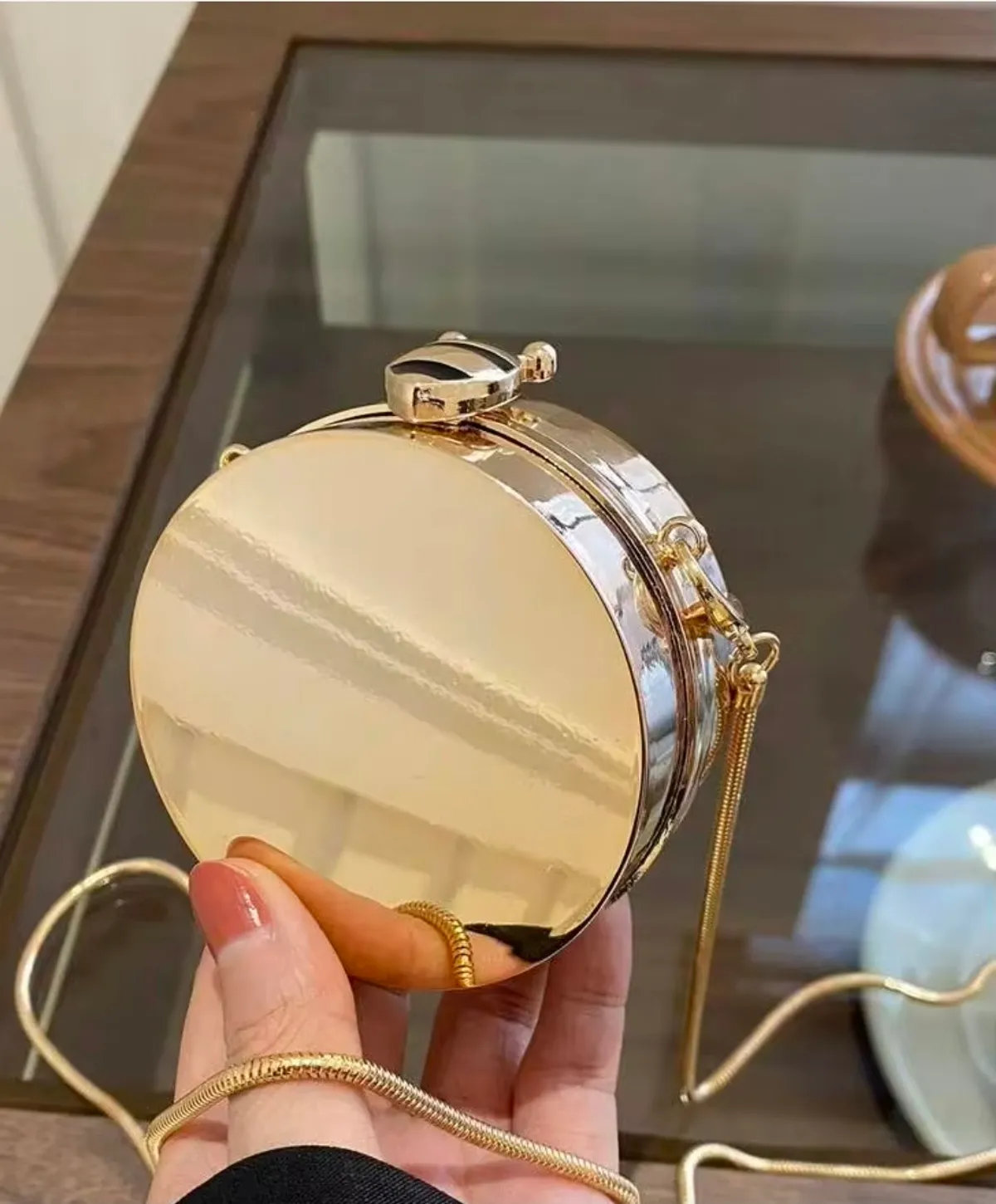 Gold Mini Round Accessory Bag Chain Box Crossbody Bag Women Party Cosmetic Jewelry Bag Coin Purse