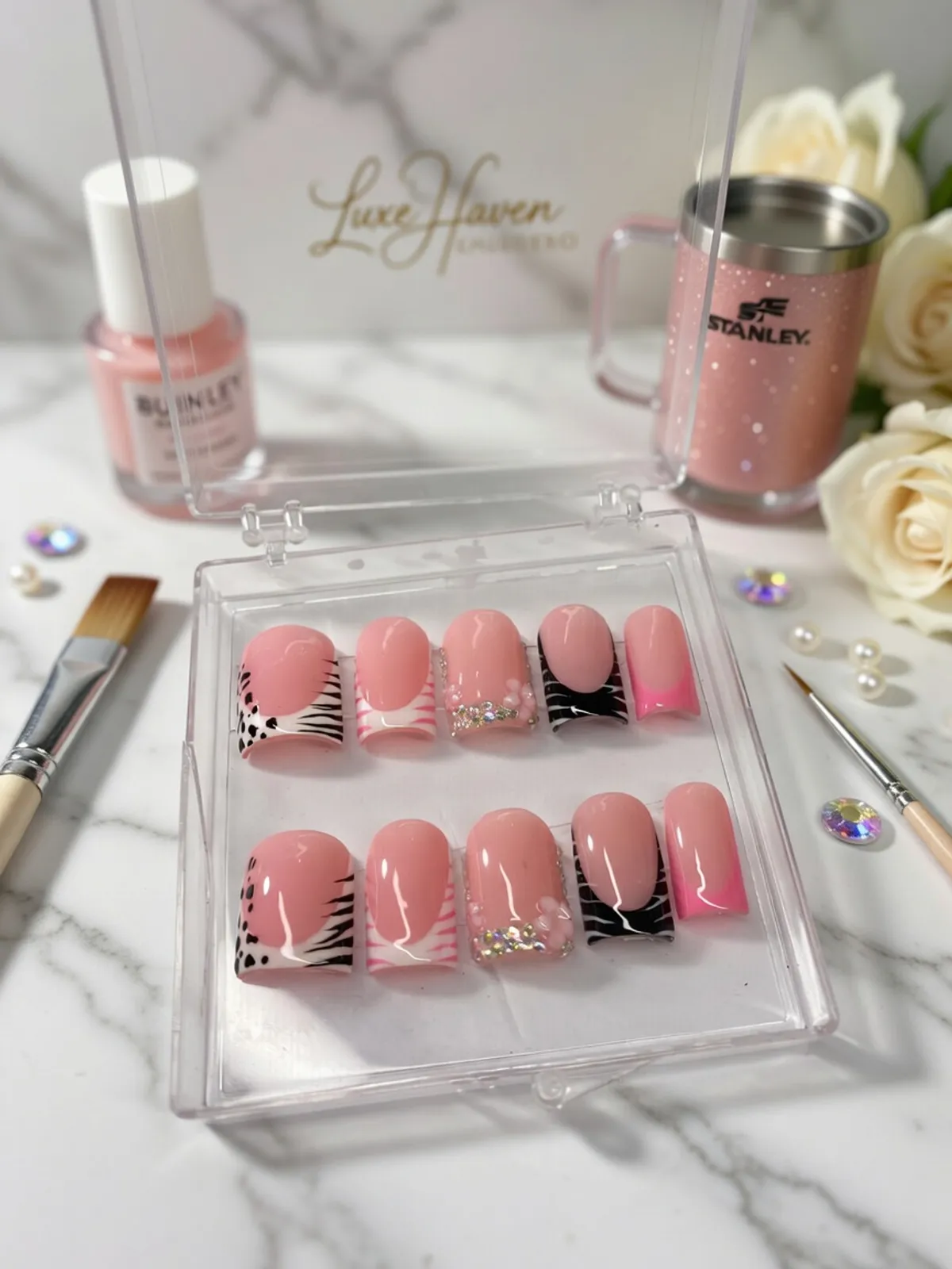 Blush Safari Glam (medium)