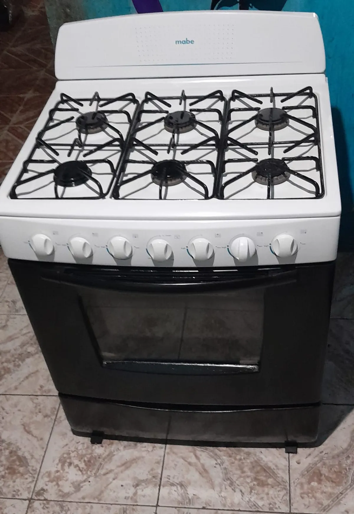 30" Mabe 6 Burner Stove