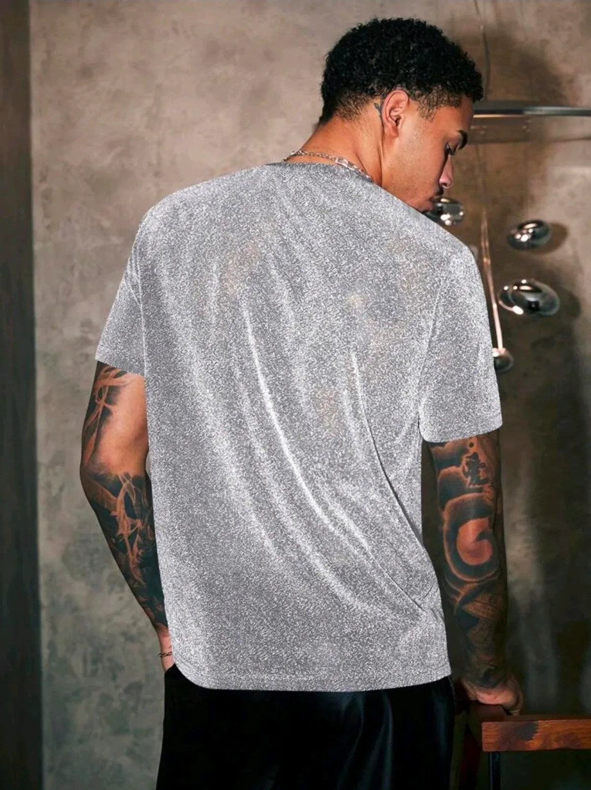 Men's Summer Round Neck Short Sleeve Casual T-Shirt With Shiny Print - Size L