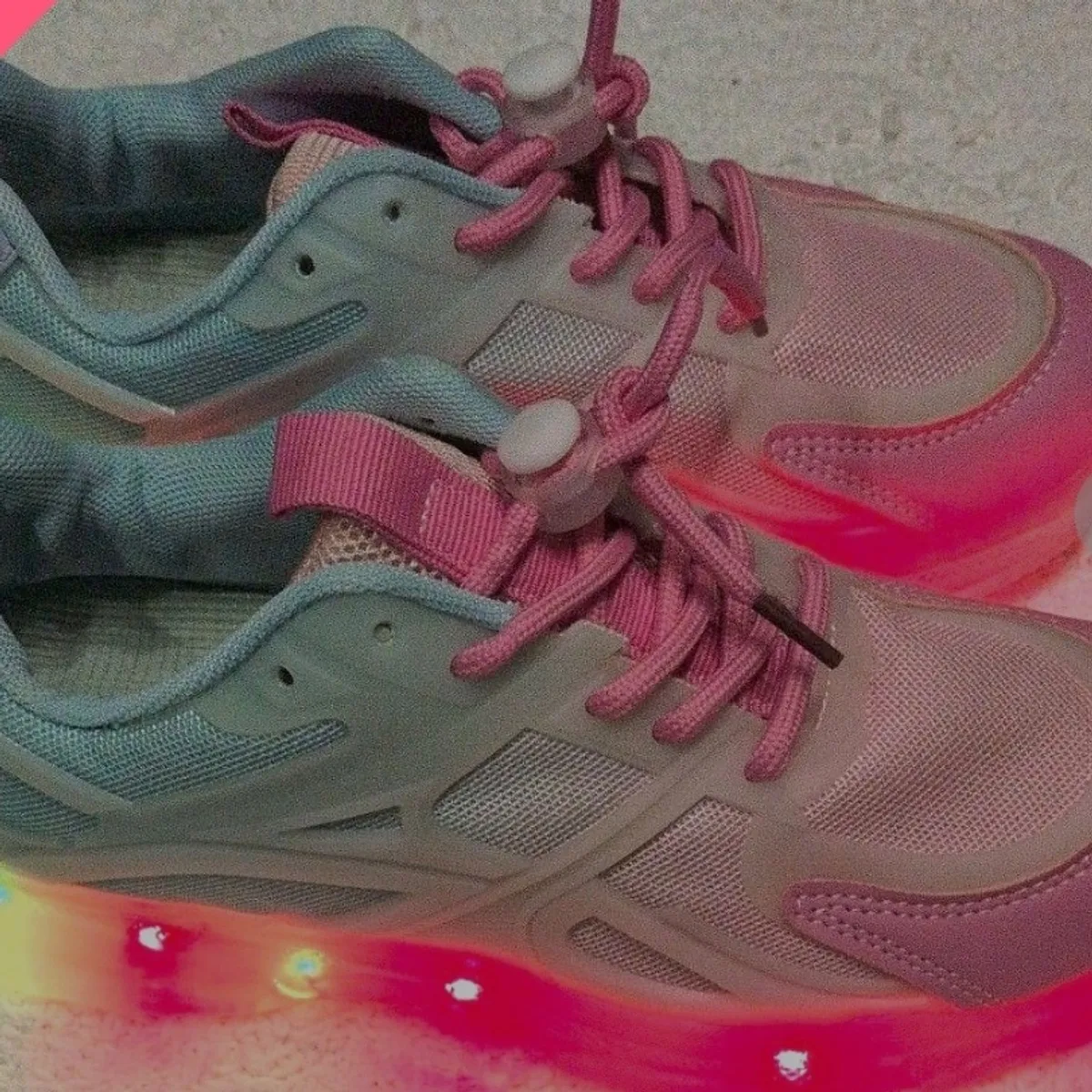 Girls Pink and Light-blue light Up chunky mesh sneakers-Size 4(36)