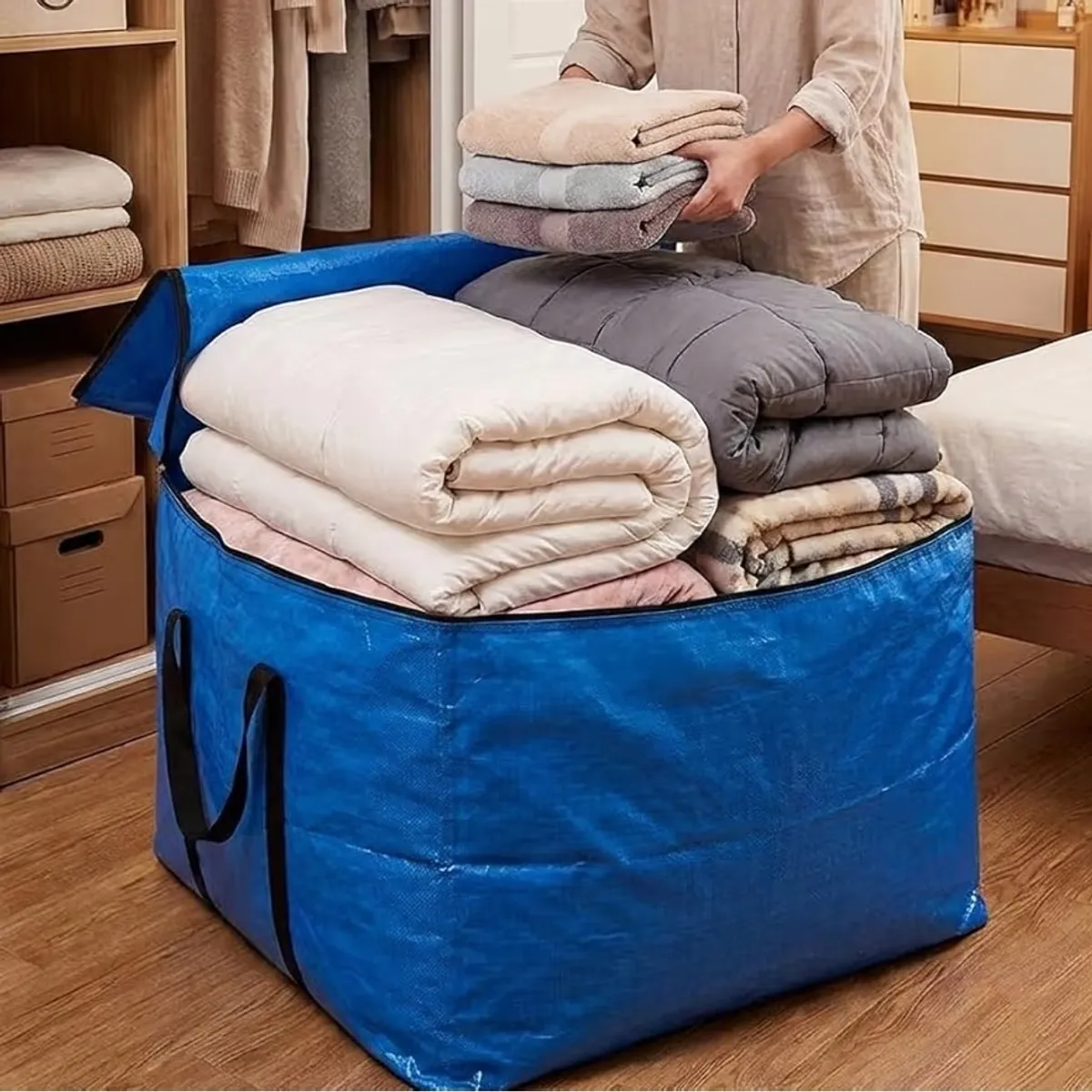 Heavy Duty, Water-Resistant, Foldable Bag (Blue)