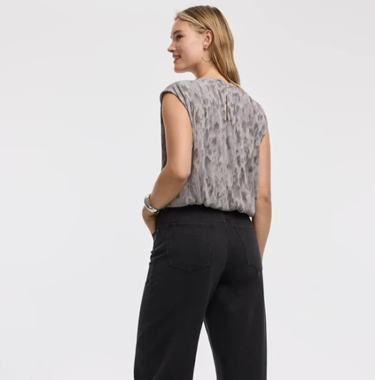 Crew-Neck Top