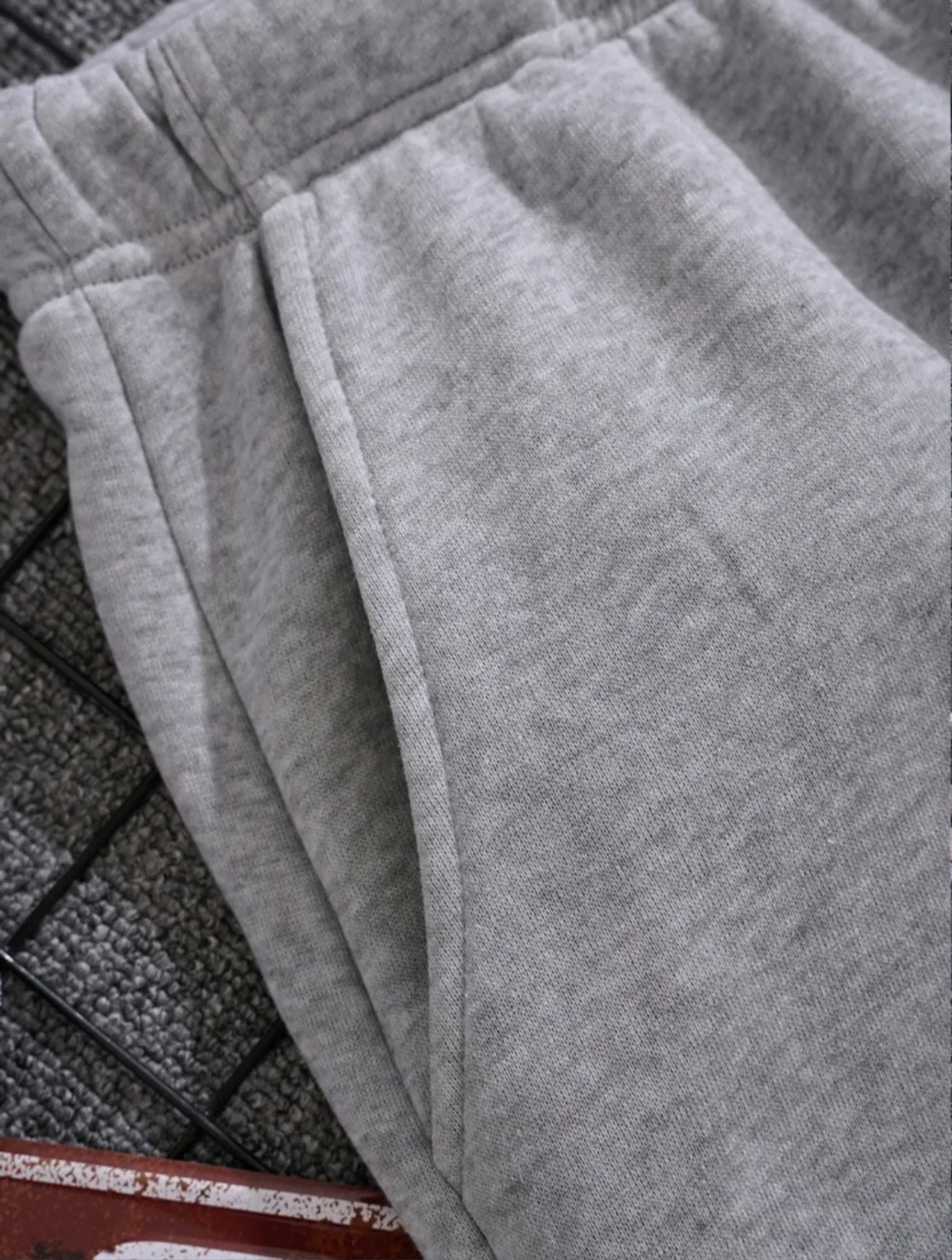 Dauomo Men Drawstring Waist Thermal Lined Jogger Sweatpants - Size S