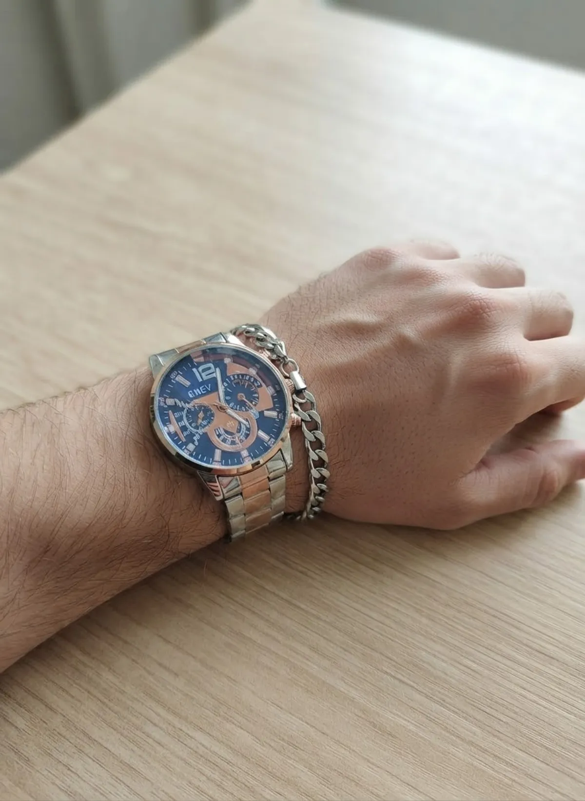 2PCS Luxury Silver Men's Watch Set, Consisting Of Men's Quartz Stainless Steel Combination