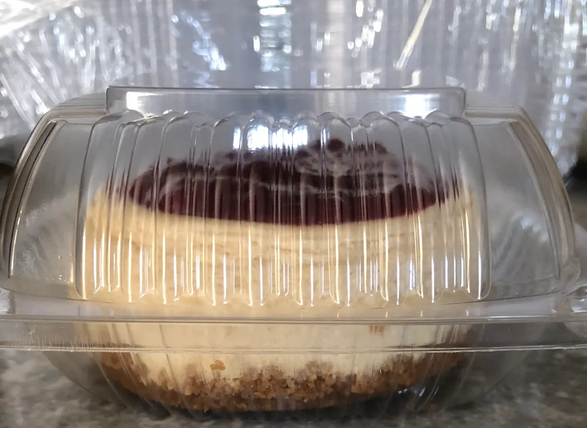 Miniature Strawberry Cheese Cake. 4 Inches Strawberry Cheesecake.