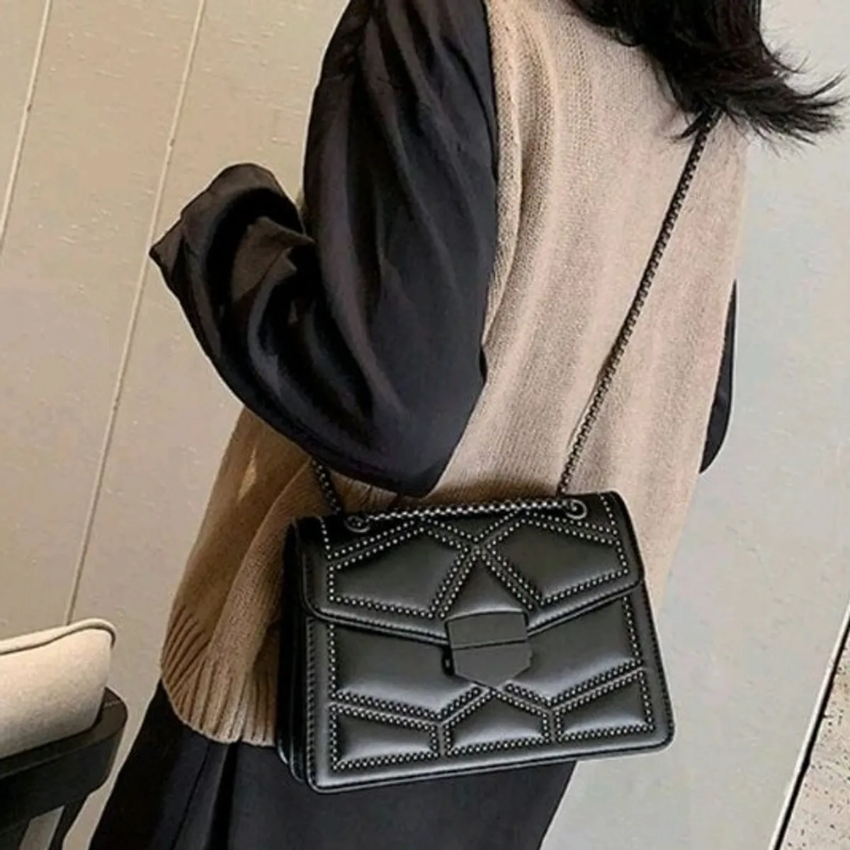 Women's Black PU Leather Luxury Chain Handbag