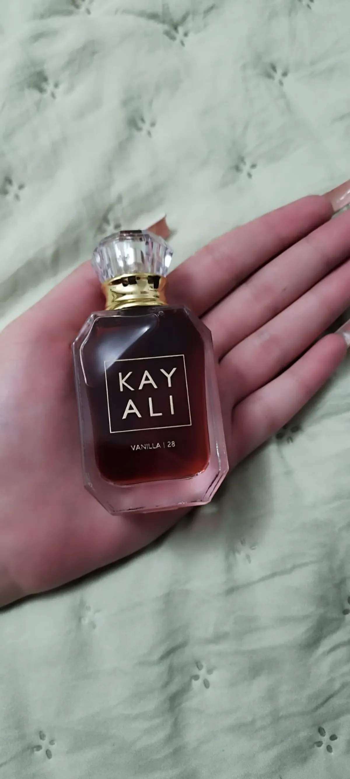 KAYALI 
VANILLA | 28 Eau de Parfum (30ml)