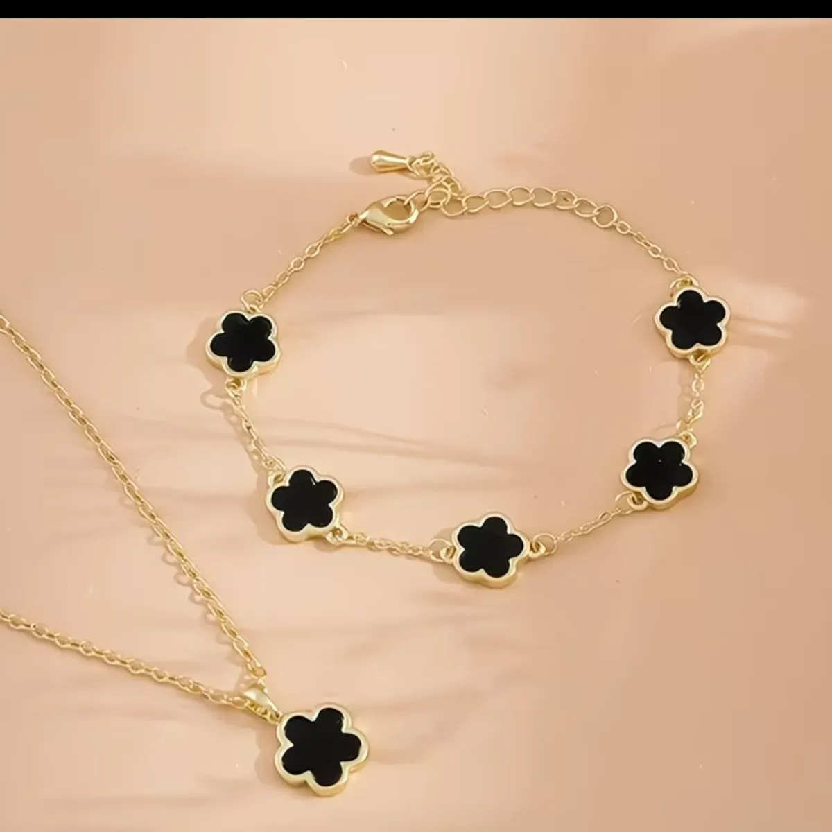 2PCS Black & Gold Clover Pendant Necklace Bracelet Set
