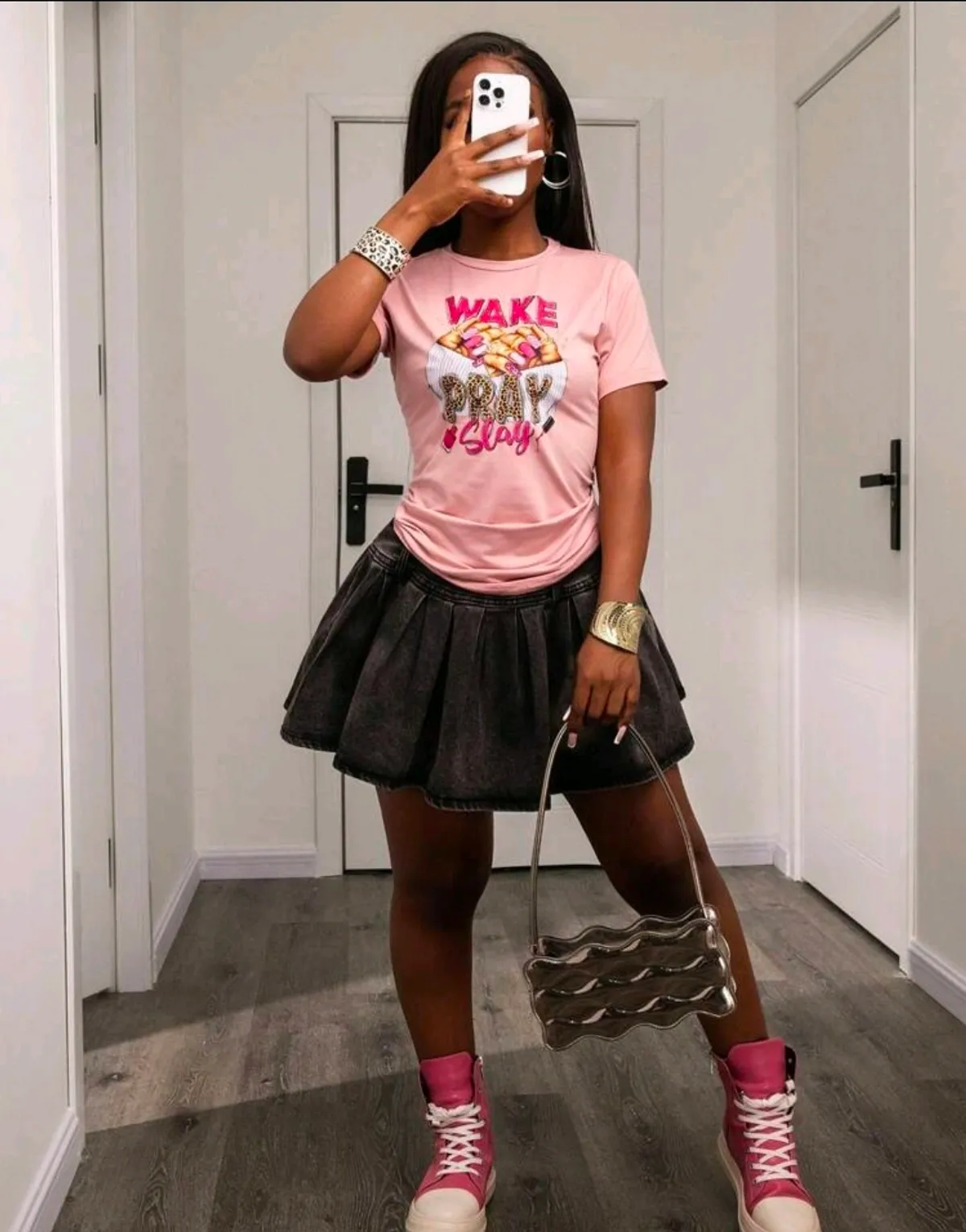 Women's Sexy Round Neck Short Sleeve T-Shirt With Alphabet Letter And Hand Graphic Graphic Tees - size L