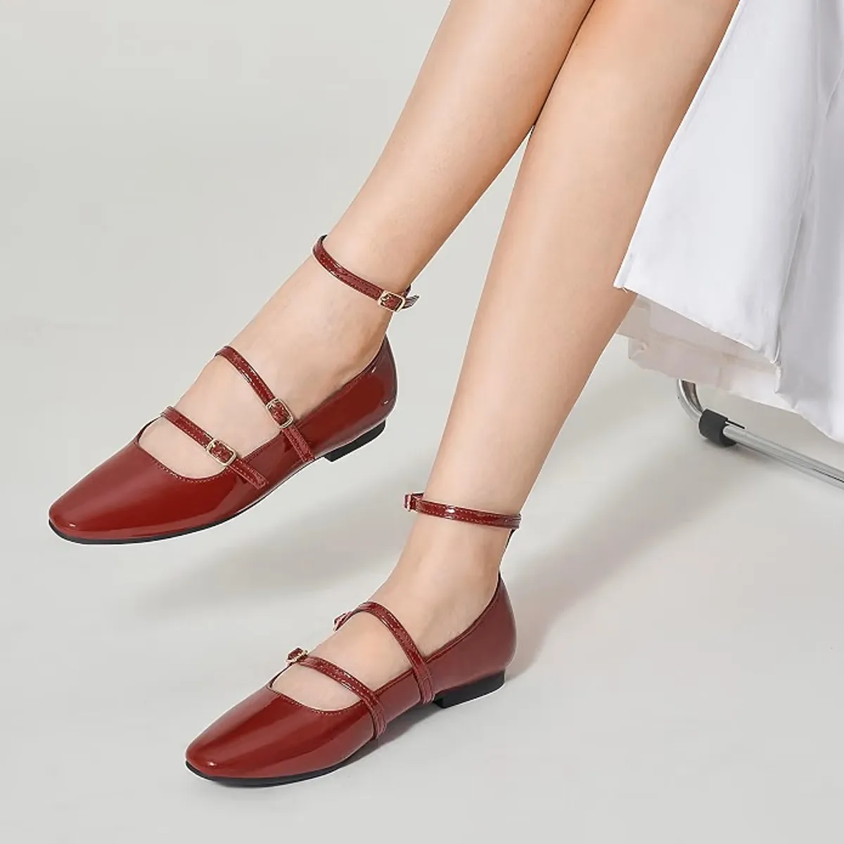Flats for Women Square Toe Mary Jane Shoes Women Ballet Flat Mary Jane Flats with Triple Strap Buckle Patent Comfortable Dress Shoes