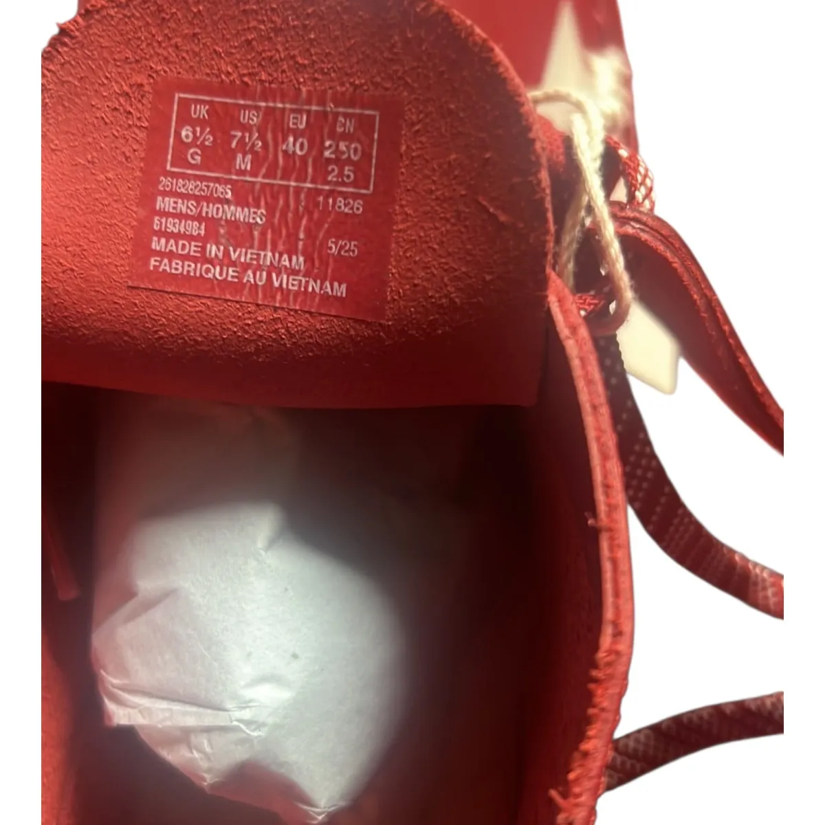 Reds Clarks