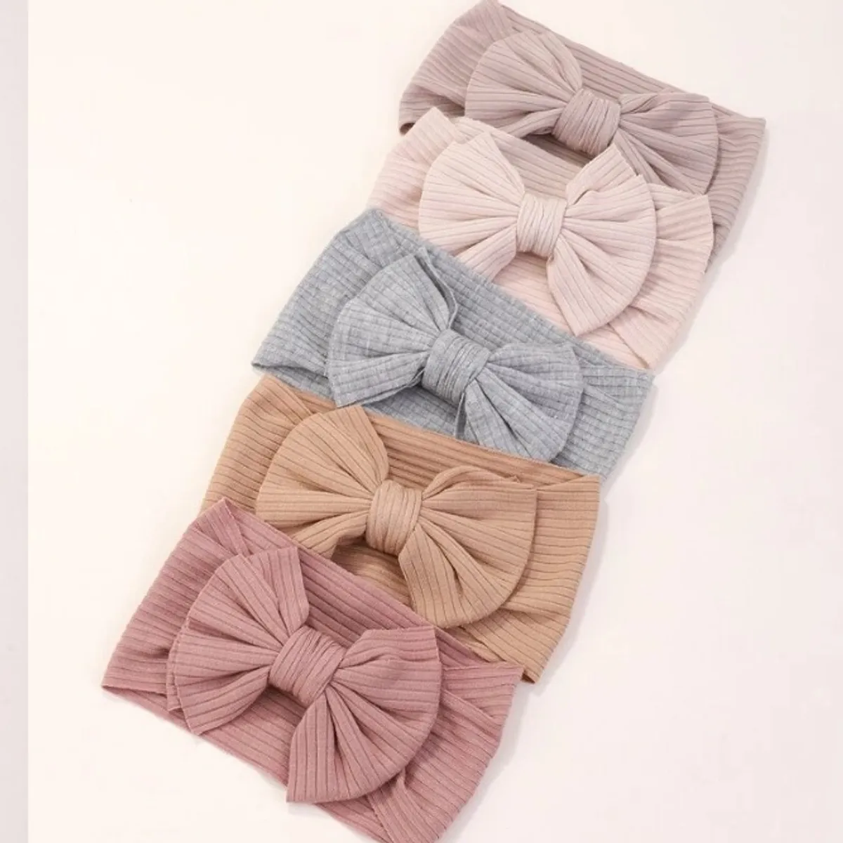 5pcs Random Colored Candy Shaped Hair Bands With Wide Bowknot For Kids, Baby Girls Love Valentine