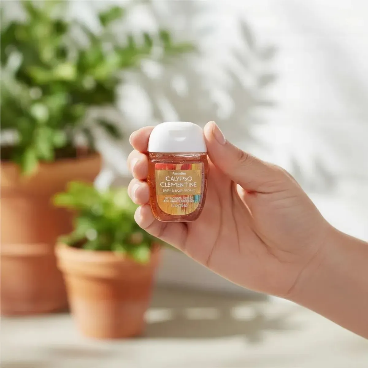 Bath & Body Works CALYPSO CLEMENTINE Pocketbac, Anti-bacterial Hand Sanitizer Gel with Natural Essential Oils, 1 oz