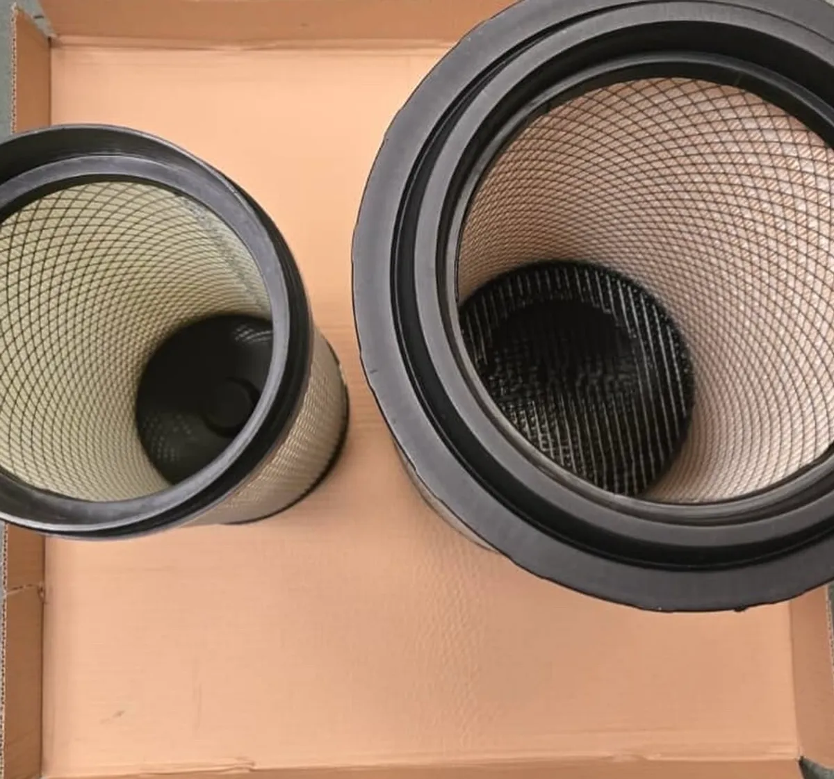 Shacman F3000 air filter