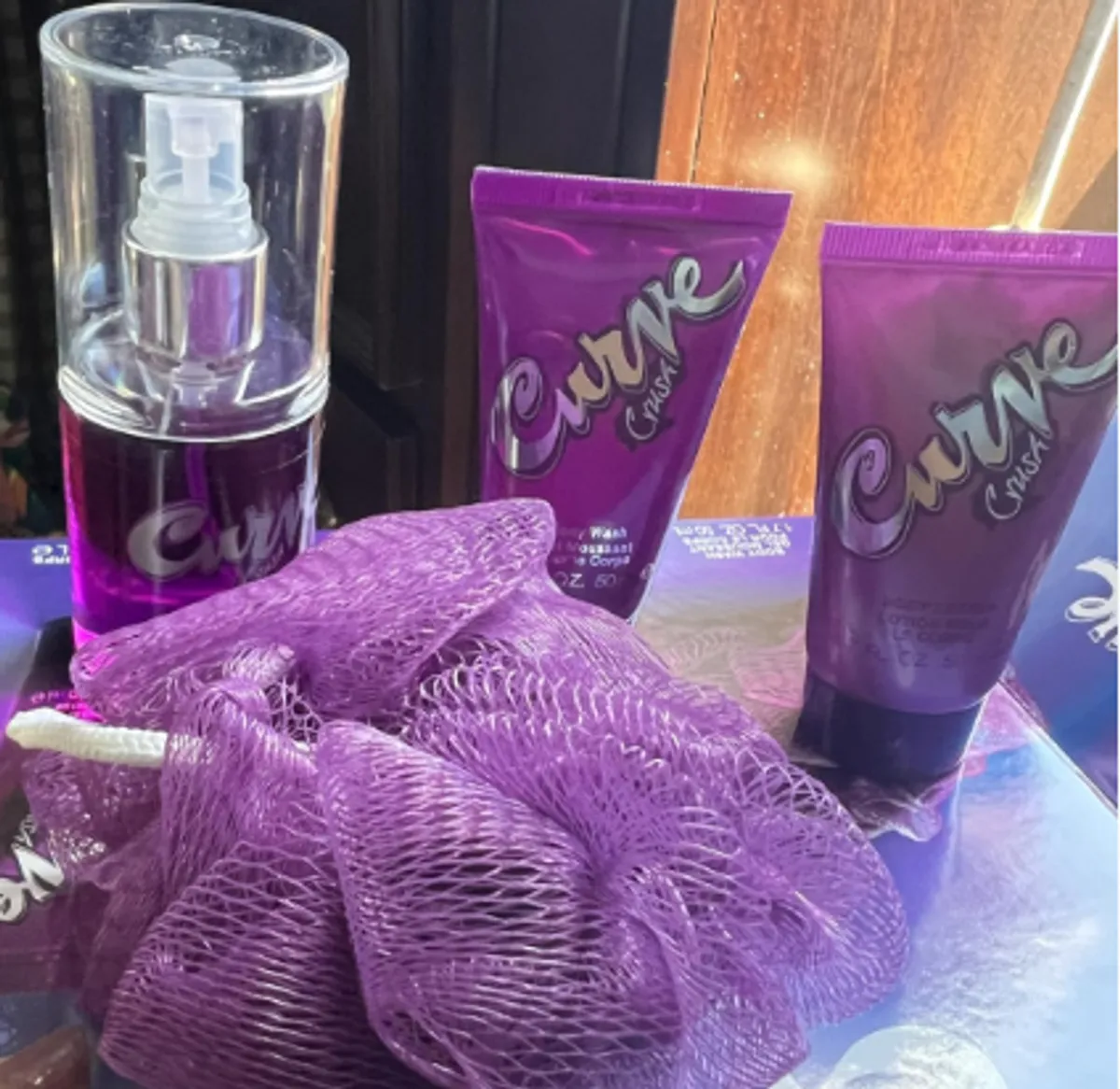 Curve Crush Perfume Fragrance Mist 4 Piece Gift Set for Women