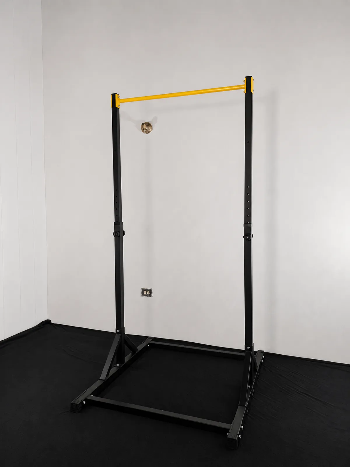 Adjustable Pull-Up Bar