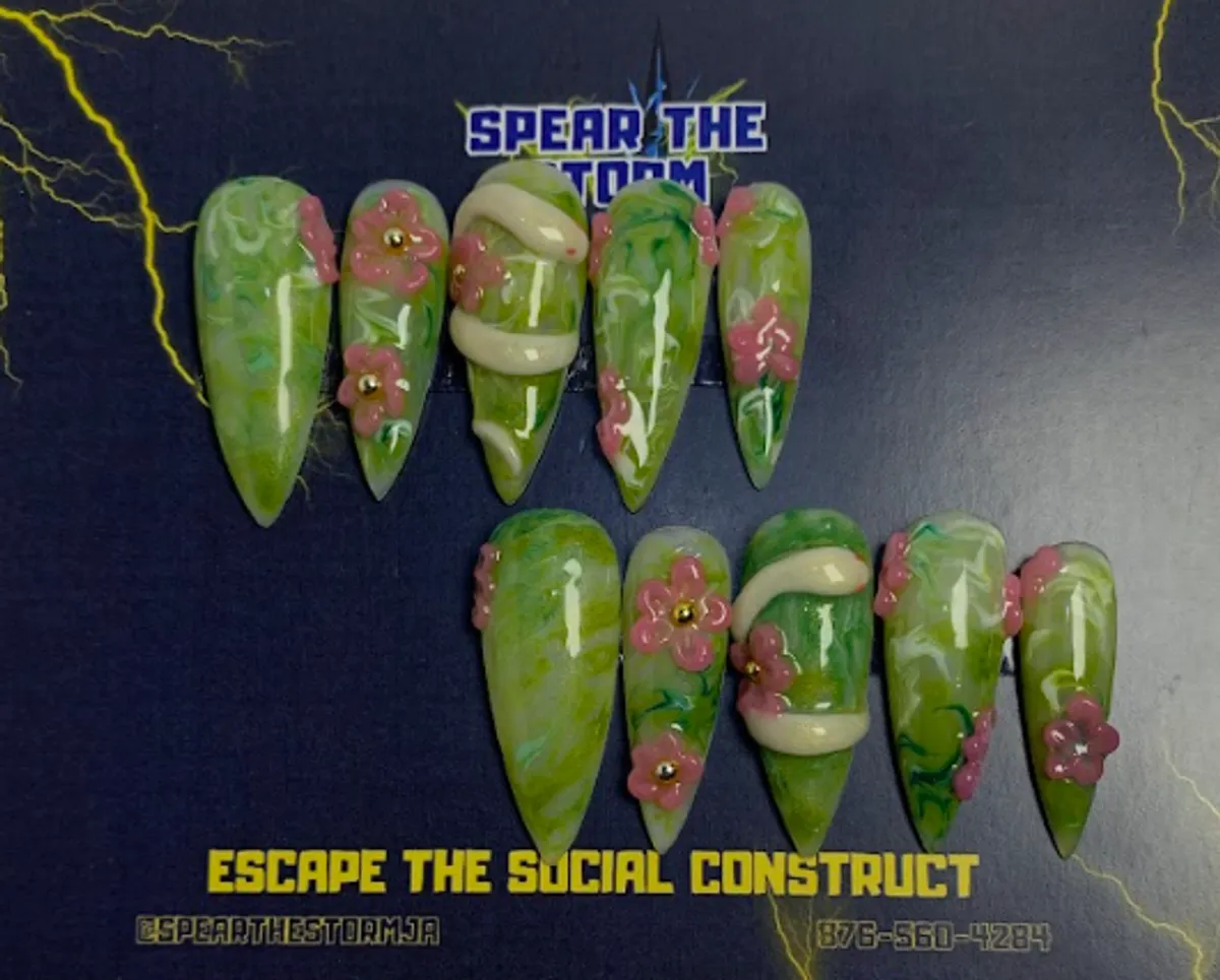 Love Garden Custom Gel Press-Ons, Anime Love Hashira, Mitsuri